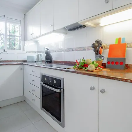 Holiday home 3 Bedroom Pet Friendly In *